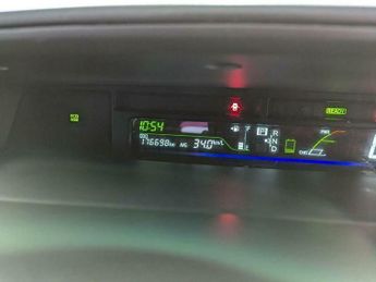 Toyota Prius 1.5 CVT 4dr