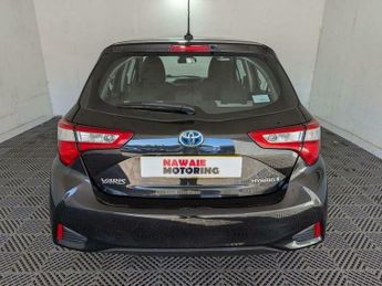 Toyota Yaris 1.5 VVT-h Icon Tech E-CVT Euro 6 (s/s) 5dr