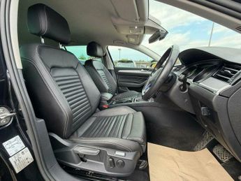 Volkswagen Passat 1.4 TSI 13kWh GTE DSG Euro 6 (s/s) 5dr
