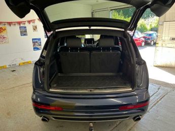 Audi Q7 3.0 TDI V6 S line Plus Tiptronic quattro Euro 5 (s/s) 5dr
