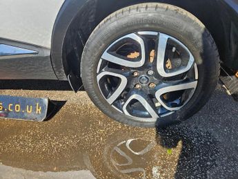 Renault Captur ICONIC TCE