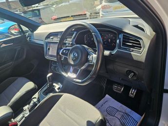 Volkswagen Tiguan R-LINE TDI DSG