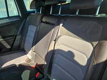 Volkswagen Tiguan R-LINE TDI DSG