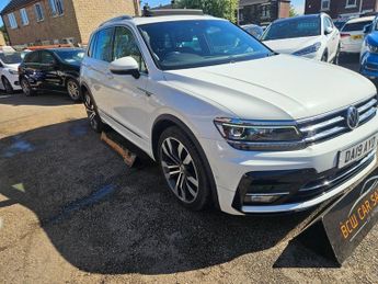 Volkswagen Tiguan R-LINE TDI DSG
