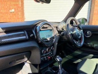 MINI Hatch 2.0 Cooper S Sport Hatchback 3dr Petrol Steptronic Euro 6 (s/s) 