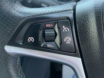 Vauxhall Astra 1.4T 16v SRi Euro 5 5dr