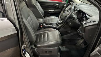 Ford Kuga TITANIUM