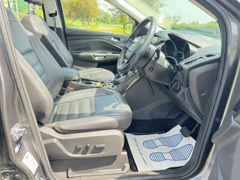 Ford Kuga TITANIUM
