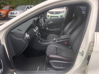 Mercedes A Class A 180 AMG LINE PREMIUM PLUS