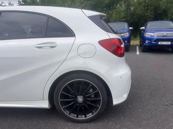 Mercedes A Class A 180 AMG LINE PREMIUM PLUS