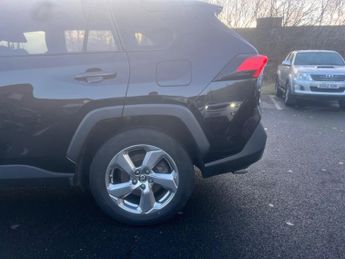 Toyota RAV4 VVT-I DESIGN