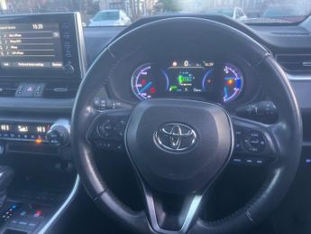 Toyota RAV4 VVT-I DESIGN