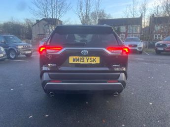 Toyota RAV4 VVT-I DESIGN
