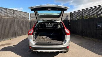 Volvo XC60 2.4 D4 SE Lux Nav Geartronic AWD Euro 5 5dr