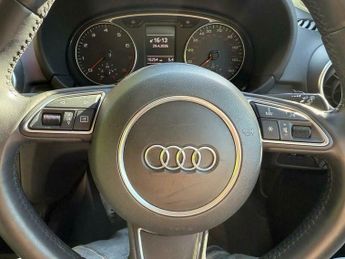 Audi A1 1.4 TFSI CoD Sport Sportback S Tronic Euro 5 (s/s) 5dr