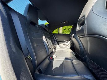 Mercedes CLA CLA 220 D AMG LINE PREMIUM