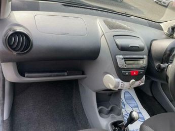 Toyota AYGO 1.0 VVT-i Go Euro 5 5dr