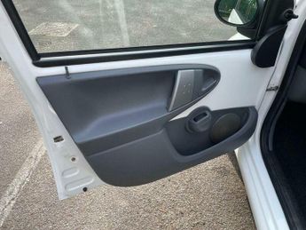 Toyota AYGO 1.0 VVT-i Go Euro 5 5dr