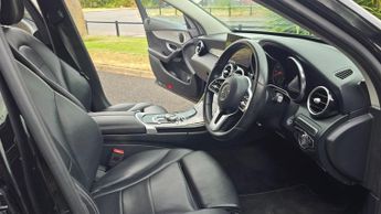 Mercedes-Benz C Class 2.0 C220d Sport Saloon 4dr Diesel G-Tronic+ Euro 6 (s/s) (194 ps