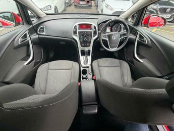 Vauxhall Astra 2.0 CDTi SRi Sports Tourer Auto Euro 5 5dr
