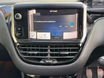 Peugeot 208 1.4 VTi Allure Euro 5 5dr