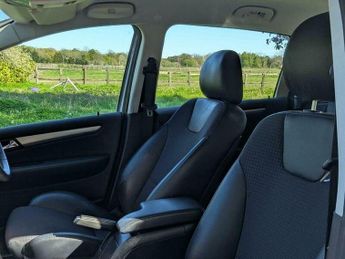 Mercedes-Benz B Class 2.0 B200 CDI SE CVT 5dr