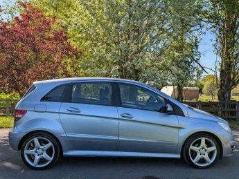 Mercedes-Benz B Class 2.0 B200 CDI SE CVT 5dr