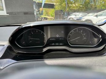Peugeot 208 1.4 e-HDi Allure EGC Euro 5 (s/s) 3dr
