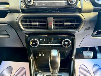 Ford ECOSPORT TITANIUM