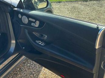 Mercedes-Benz E Class 3.0 E400 V6 AMG Line (Premium Plus) Coupe 2dr Petrol G-Tronic+ 4