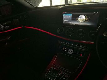Mercedes-Benz E Class 3.0 E400 V6 AMG Line (Premium Plus) Coupe 2dr Petrol G-Tronic+ 4