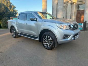 Nissan Navara 2.3 dCi N-Connecta Auto 4WD Euro 6 4dr