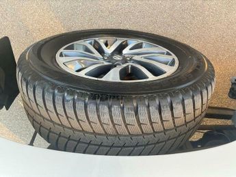 Nissan Navara 2.3 dCi N-Connecta Auto 4WD Euro 6 4dr
