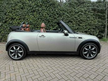 MINI Convertible COOPER SIDEWALK