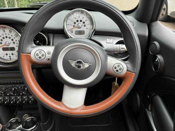 MINI Convertible COOPER SIDEWALK