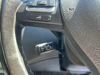 Volkswagen Passat 2.0 TDI BlueMotion Tech SE DSG Euro 5 (s/s) 5dr