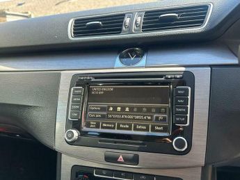 Volkswagen Passat 2.0 TDI BlueMotion Tech SE DSG Euro 5 (s/s) 5dr