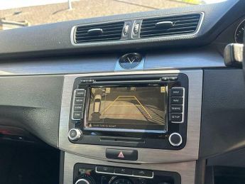 Volkswagen Passat 2.0 TDI BlueMotion Tech SE DSG Euro 5 (s/s) 5dr