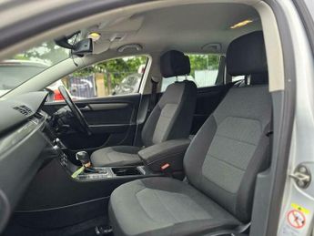 Volkswagen Passat 2.0 TDI BlueMotion Tech SE DSG Euro 5 (s/s) 5dr