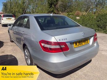 Mercedes E Class E220 CDI BLUEEFFICIENCY S/S SE