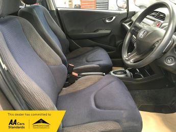 Honda Jazz 1.4 i-VTEC ES AUTOMATIC ONLY 24100 MILES!!