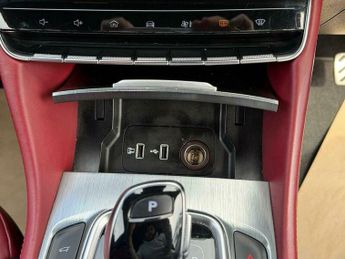 MG MG HS 1.5 T-GDI 16.6kWh Exclusive Auto Euro 6 (s/s) 5dr