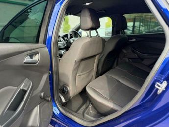 Ford Focus 1.0T EcoBoost ST-Line Auto Euro 6 (s/s) 5dr