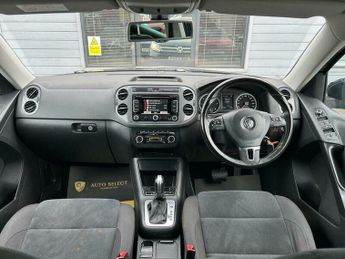 Volkswagen Tiguan 2.0 TDI BlueMotion Tech Match SUV 5dr Diesel DSG 4WD Euro 5 (s/s