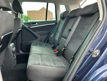 Volkswagen Tiguan 2.0 TDI BlueMotion Tech Match SUV 5dr Diesel DSG 4WD Euro 5 (s/s