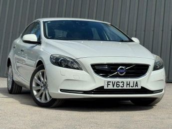 Volvo V40 1.6 T4 R-Design Lux Nav Powershift Euro 5 (s/s) 5dr