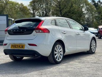 Volvo V40 1.6 T4 R-Design Lux Nav Powershift Euro 5 (s/s) 5dr