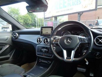 Mercedes-Benz C Class 2.1 GLA220 CDI AMG Line 7G-DCT 4MATIC Euro 6 (s/s) 5dr
