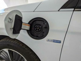 Hyundai Ioniq 1.6 h-GDi 8.9kWh Premium SE DCT Euro 6 (s/s) 5dr