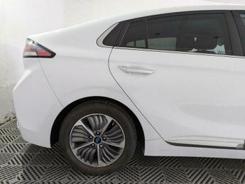 Hyundai Ioniq 1.6 h-GDi 8.9kWh Premium SE DCT Euro 6 (s/s) 5dr